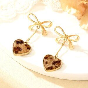 Heart-Shaped Leopard Print Drop Earrings With Bow Design - Gold Plated Statement